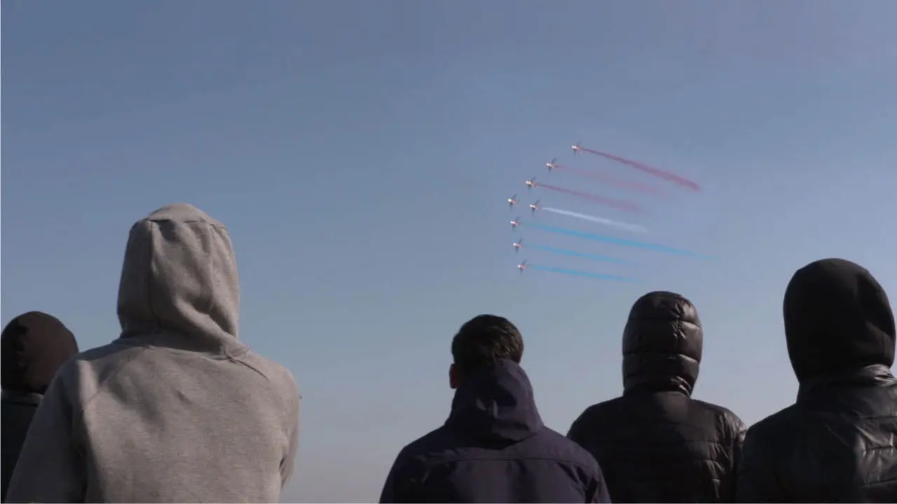 Allons enfants ! backdrop