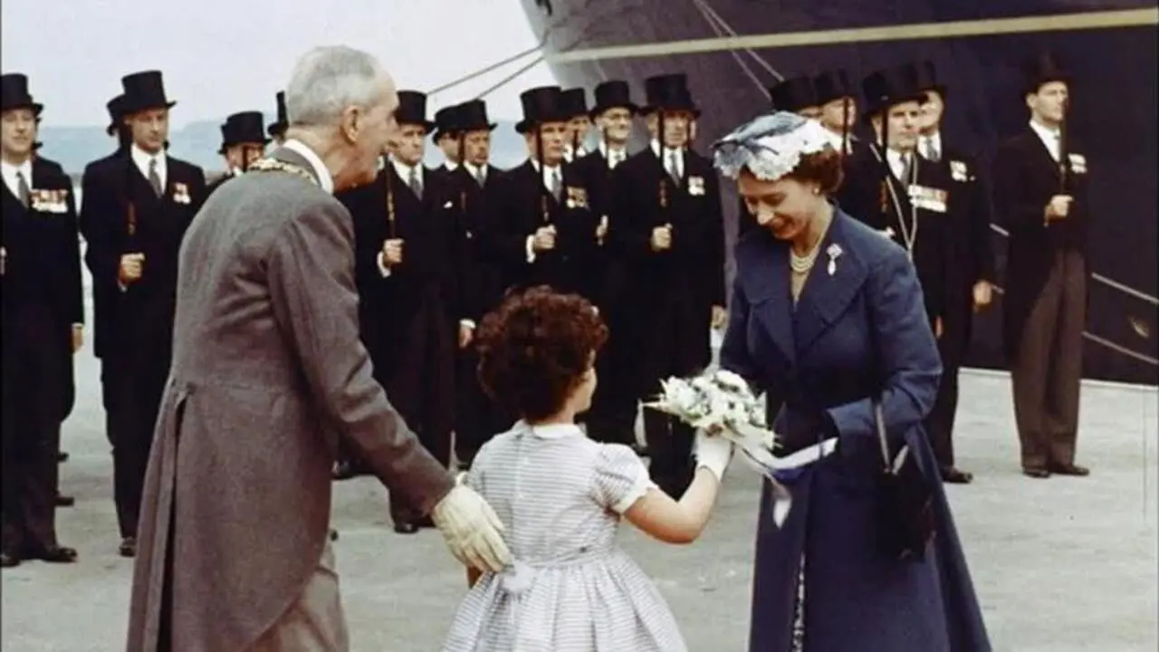 Royal Visit to Leith backdrop