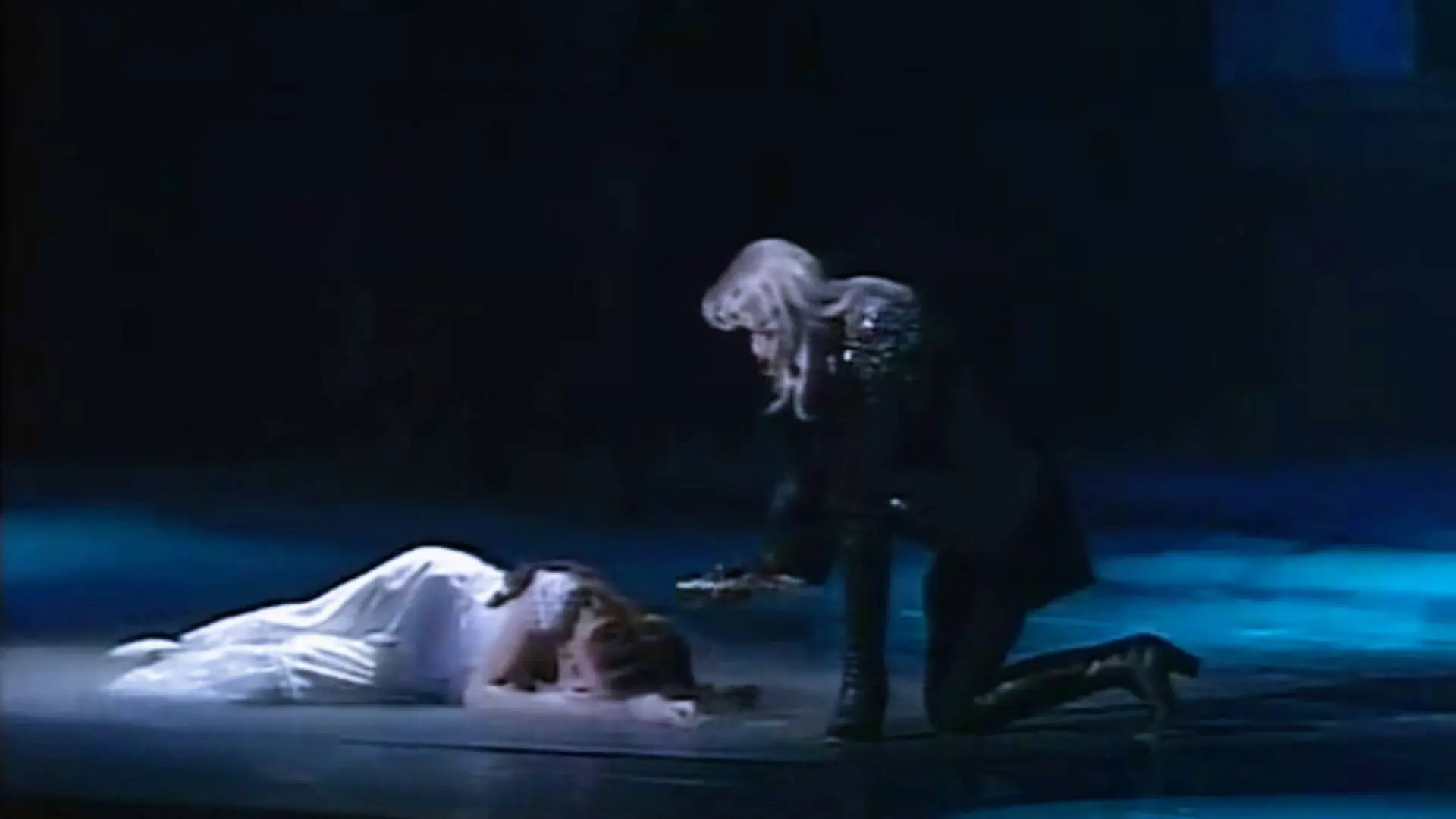 Elisabeth backdrop