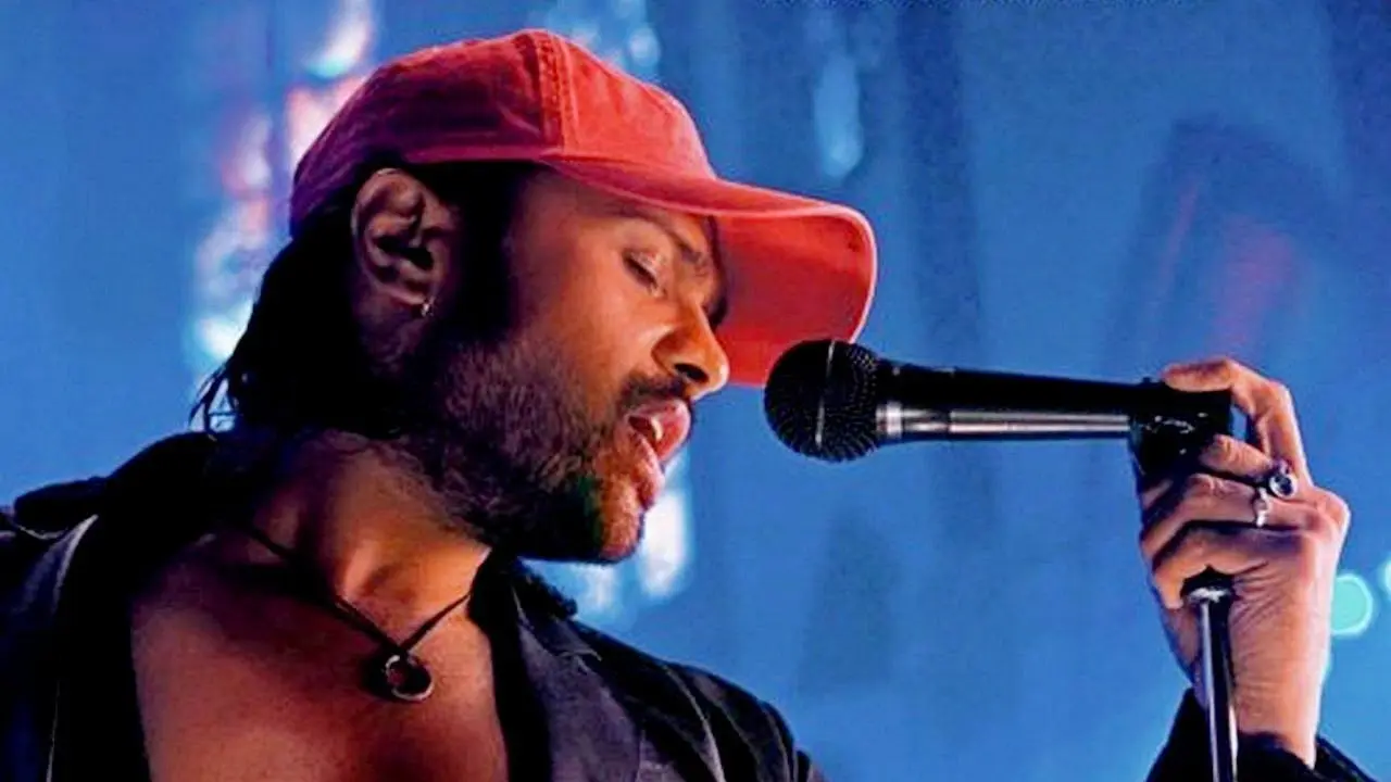 Aap Kaa Surroor backdrop