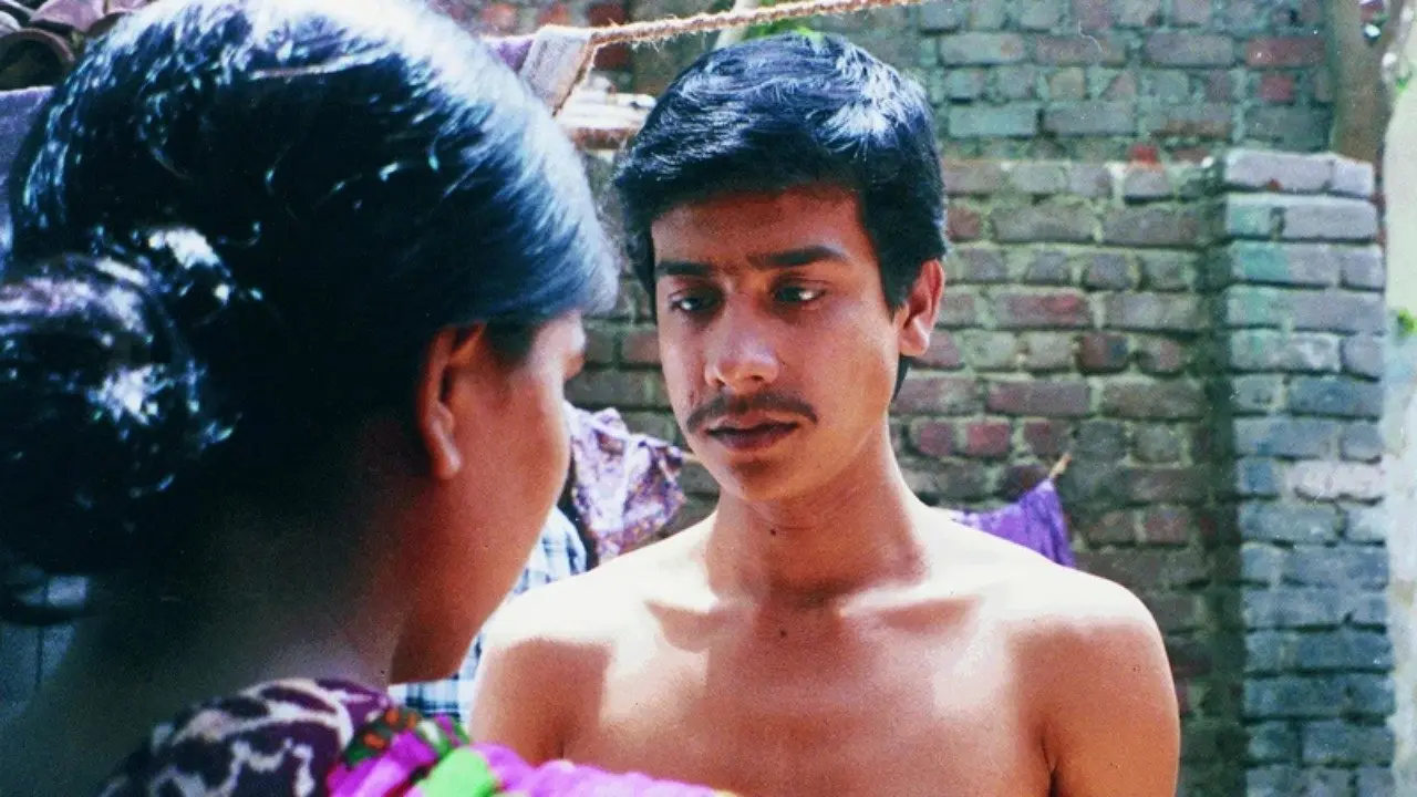 Naukar Ki Kameez backdrop