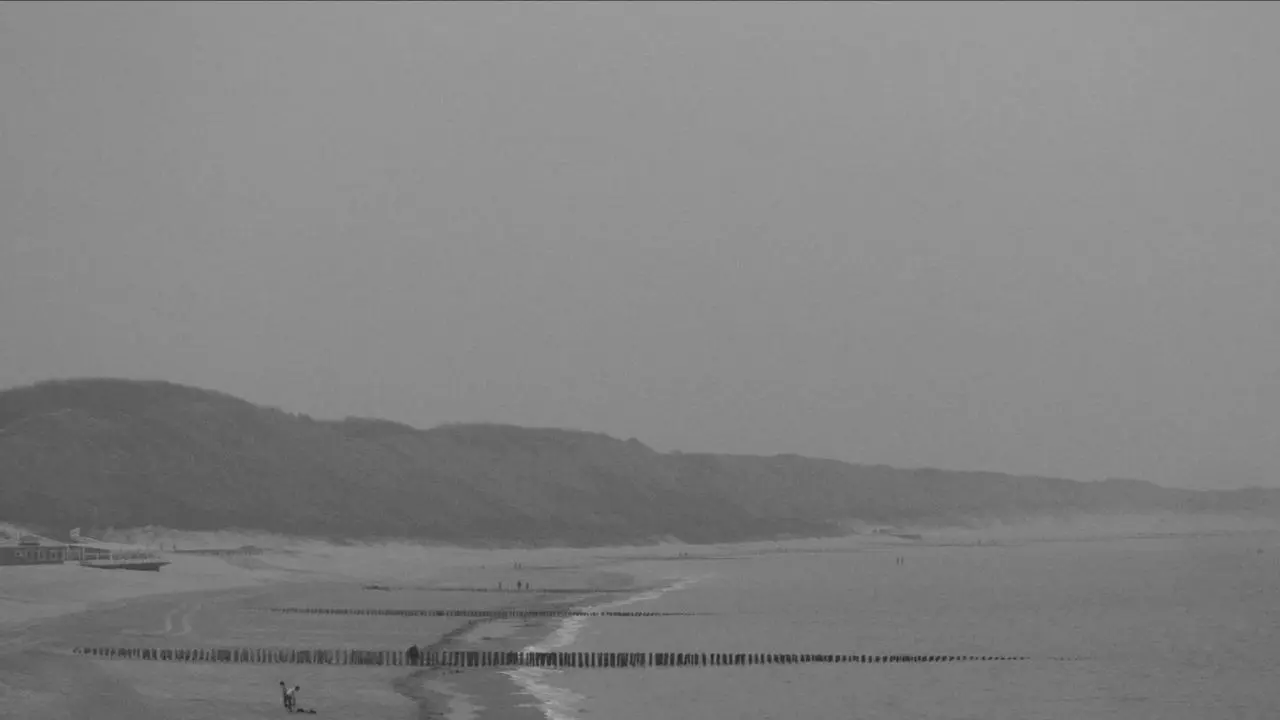 Broken Harbors backdrop