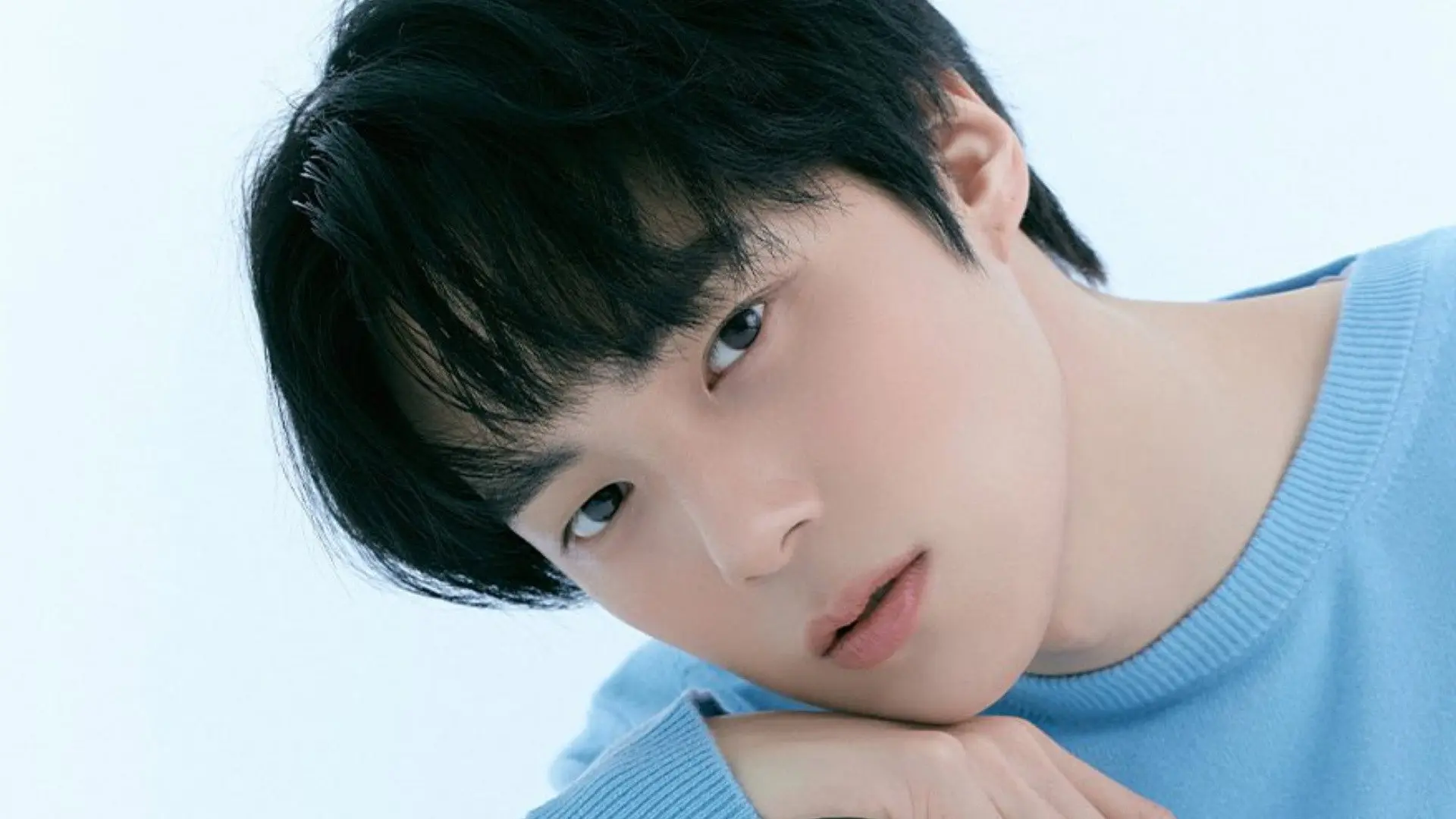 Let's GO!5rae backdrop