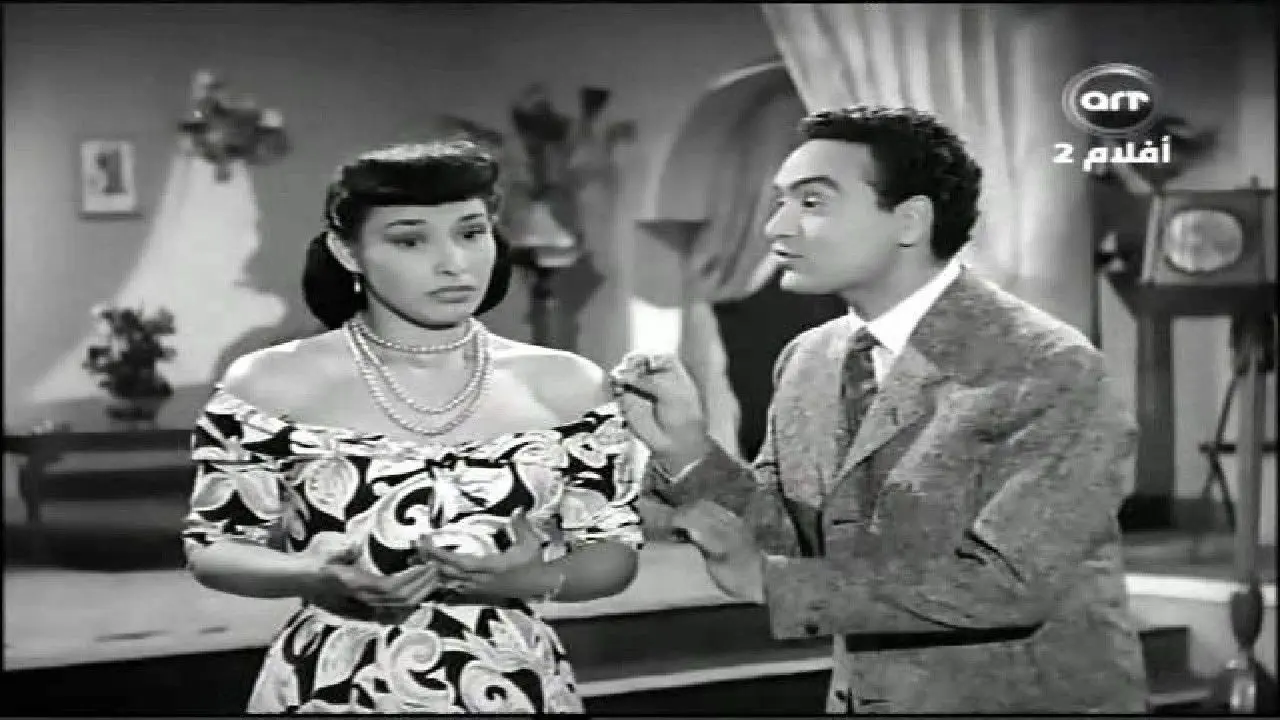 Fatma, Marika & Rachel backdrop