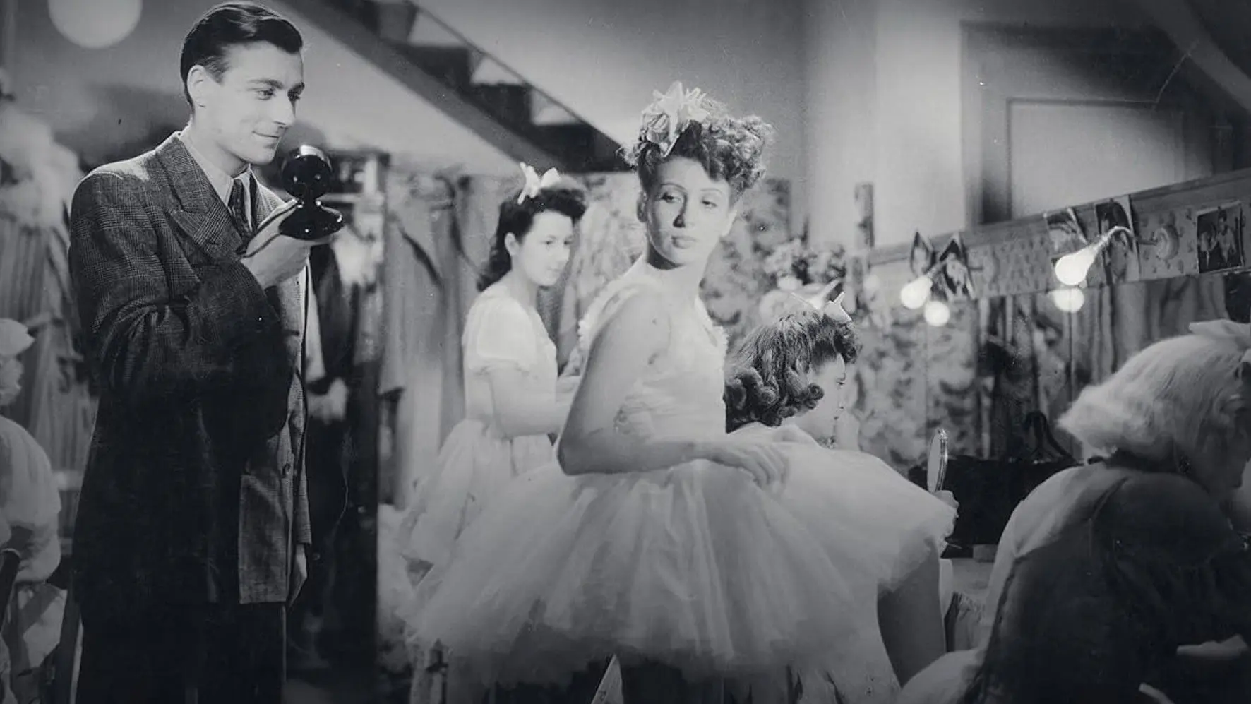 Good Evening Ladies, Good Evening Gentlemen backdrop