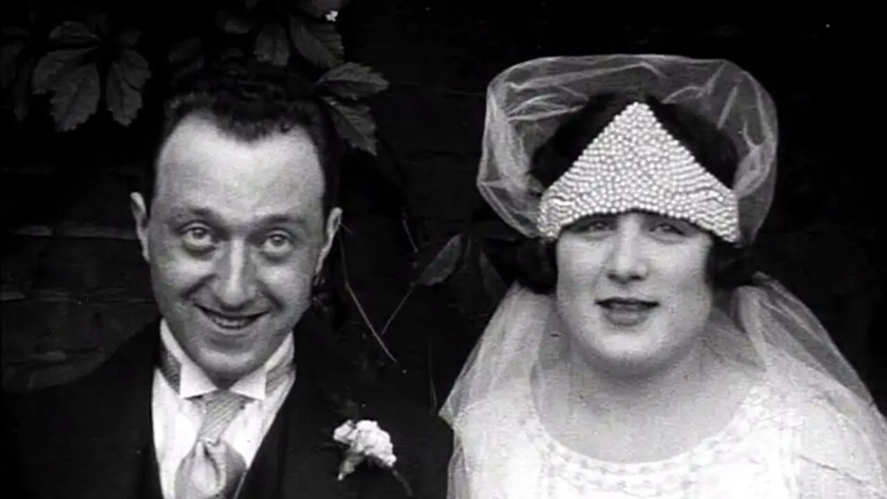 Marriage of Miss Rose Carmel and Mr. Solly Gerschcowit backdrop