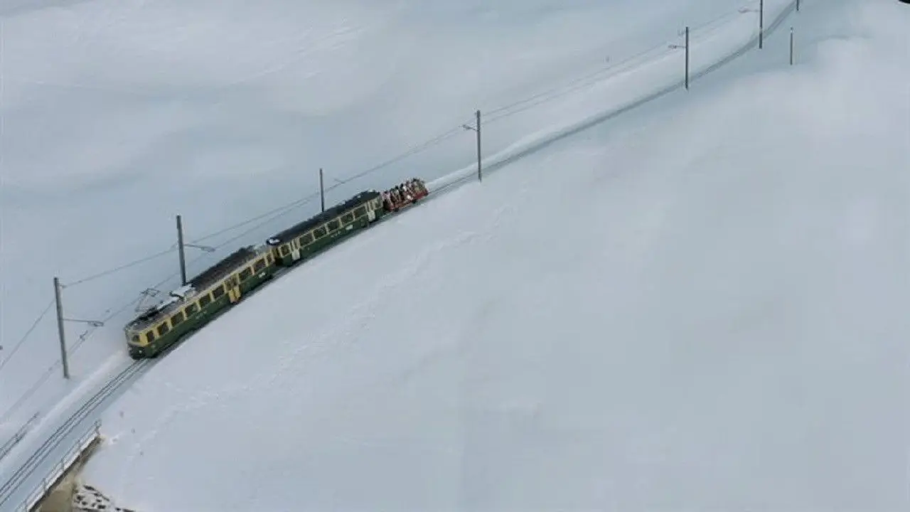 Des trains pas comme les autres backdrop