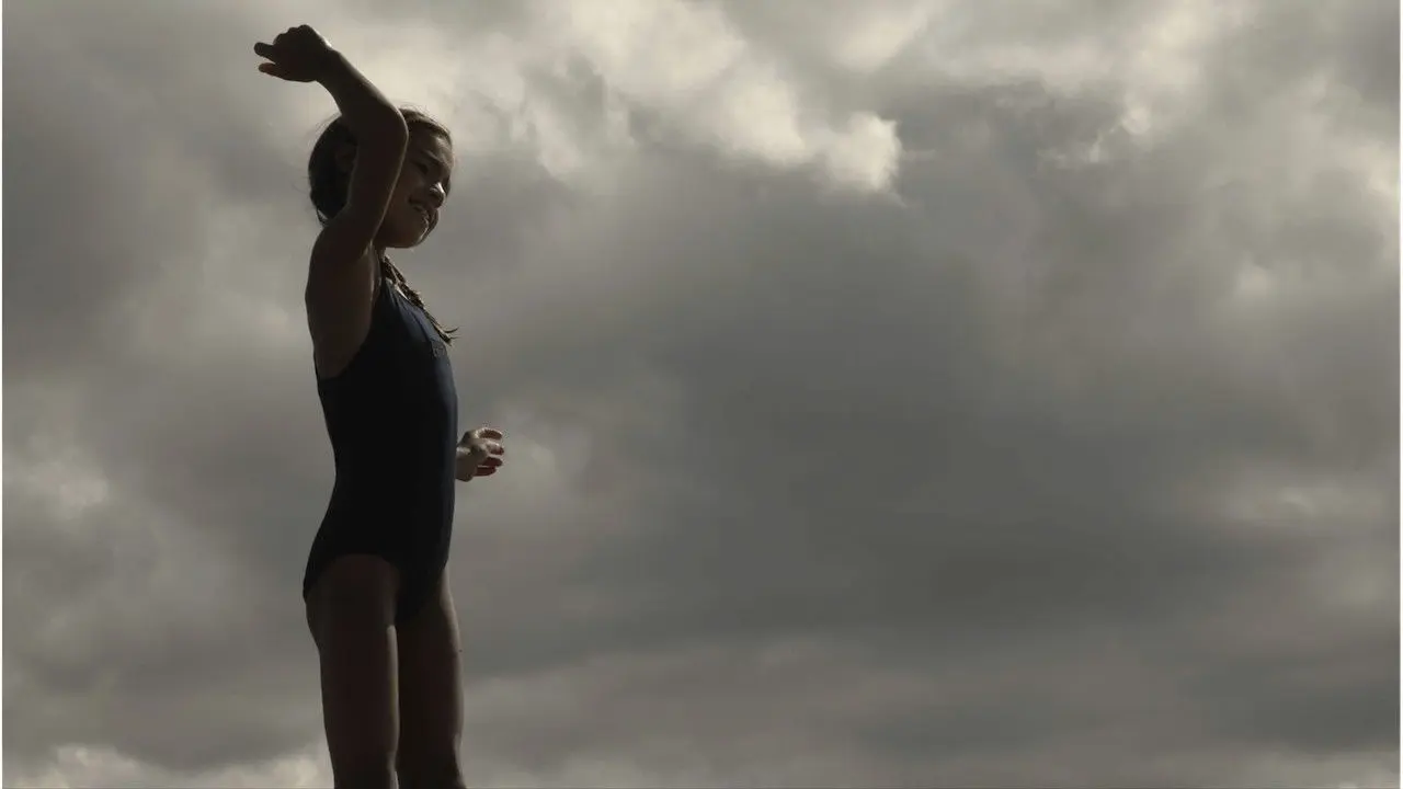 Emilia Nada backdrop