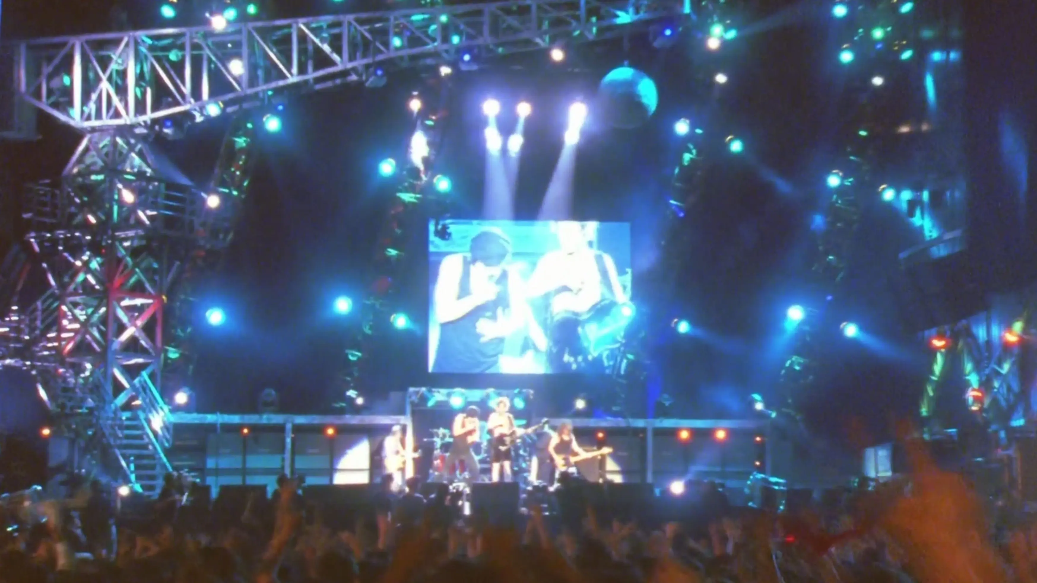 AC/DC: No Bull backdrop