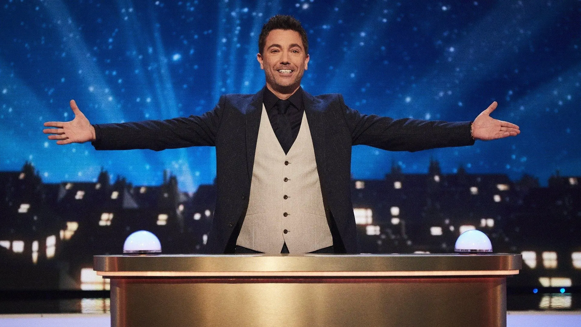 Family Fortunes backdrop