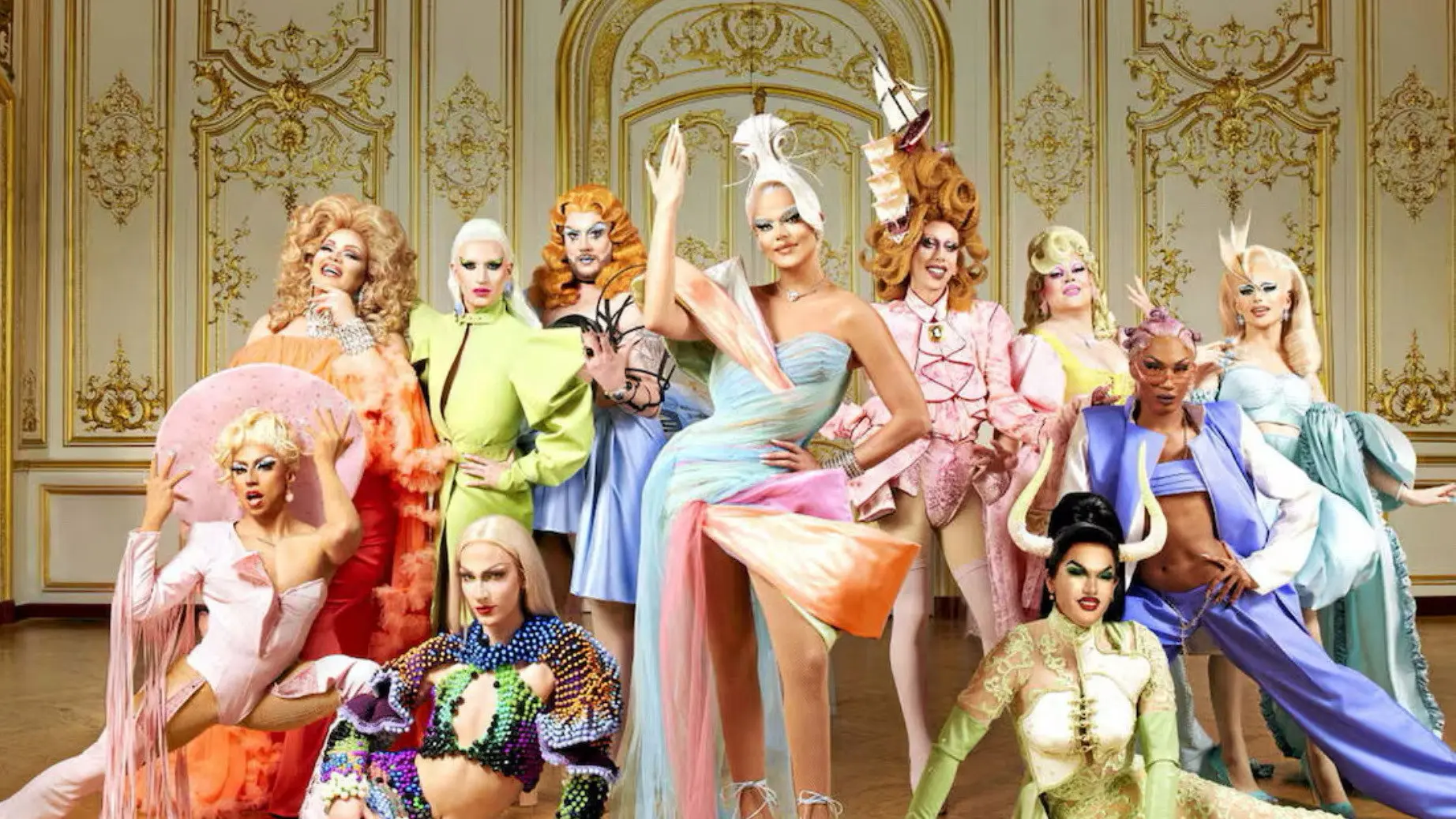 Drag Race France backdrop