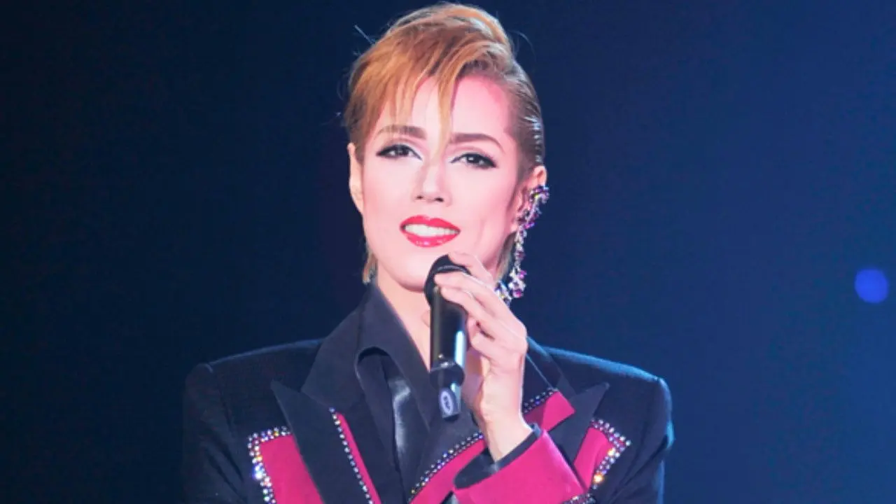 Gracious Pink backdrop