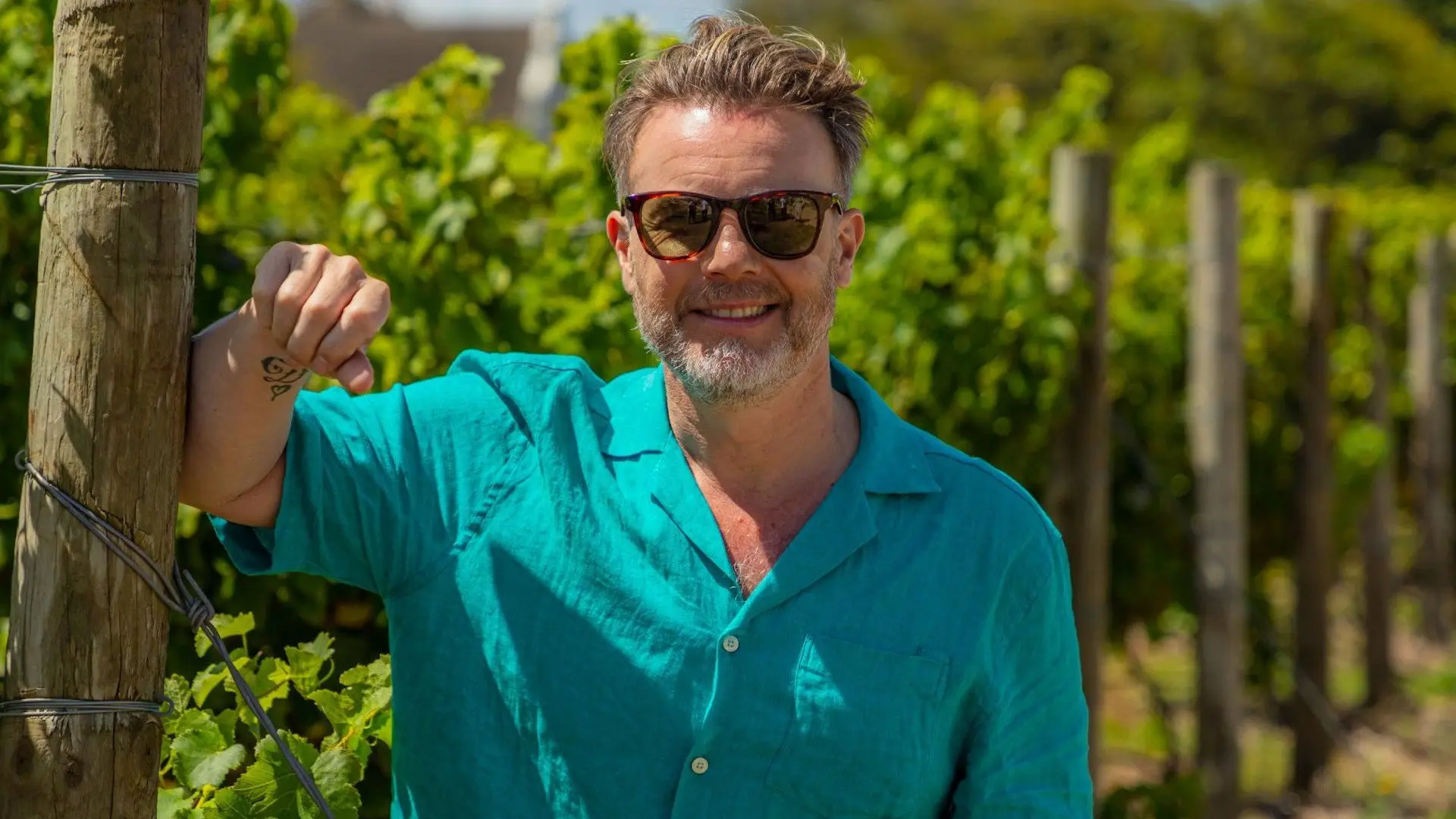 Gary Barlow's Wine Tour backdrop