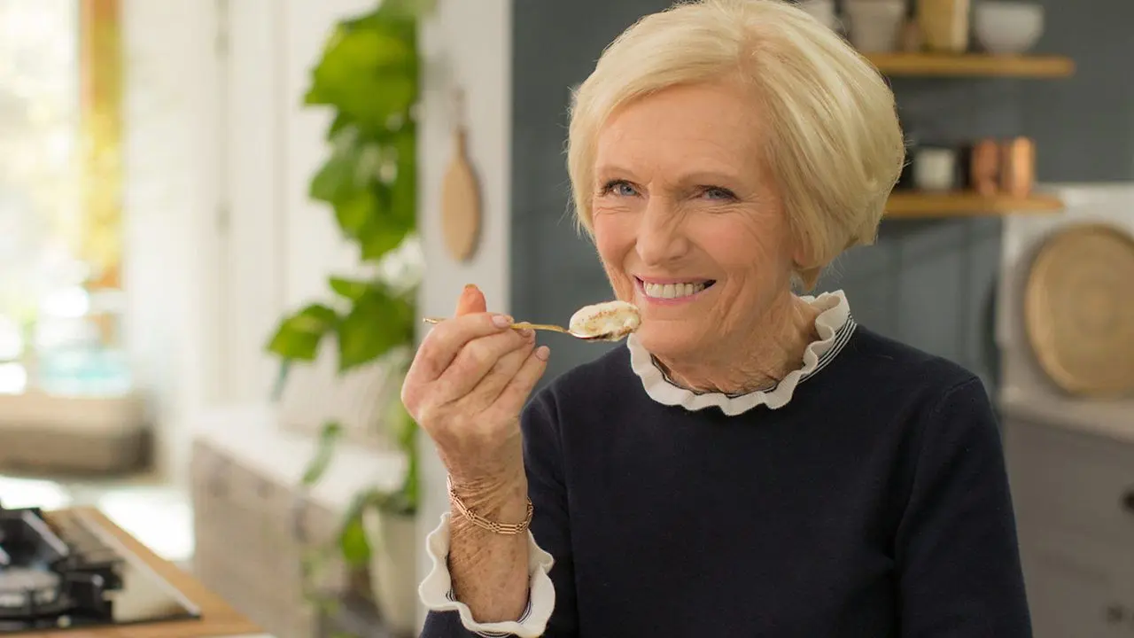 Mary Berry's Quick Cooking backdrop
