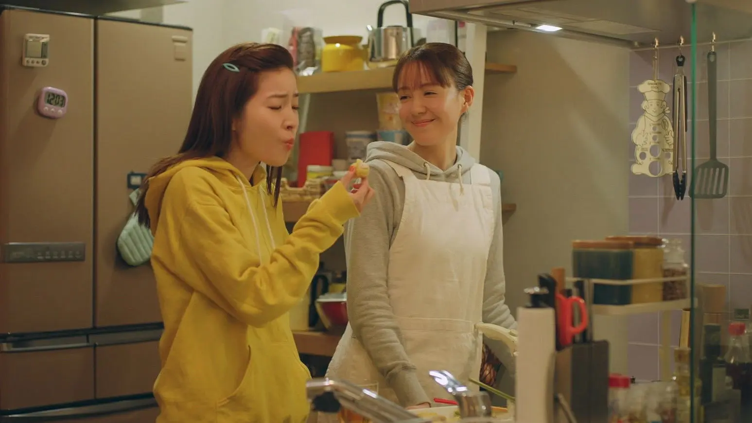 Sukiyaki, Tonight backdrop