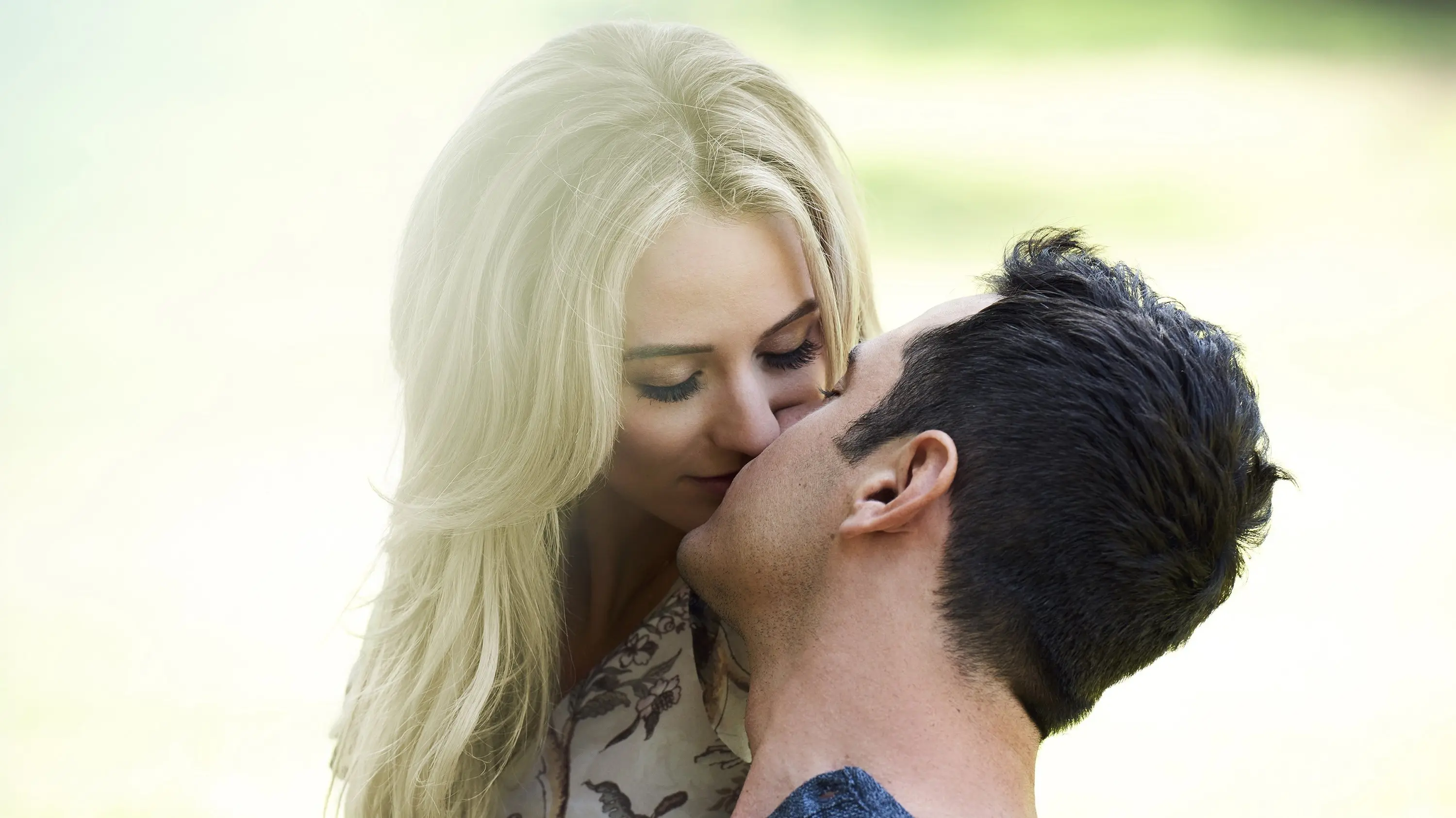 Ben & Lauren: Happily Ever After? backdrop