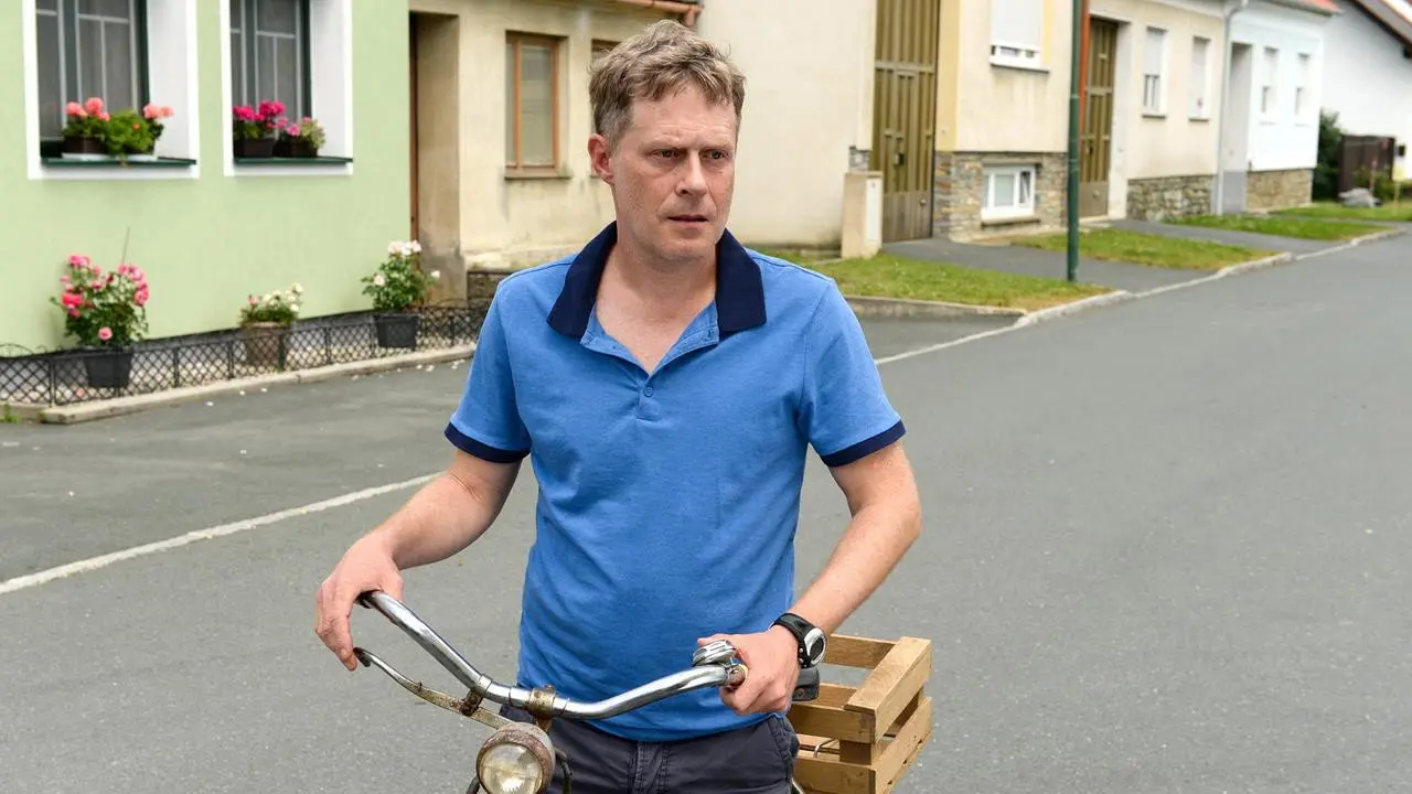 Southern Cross backdrop