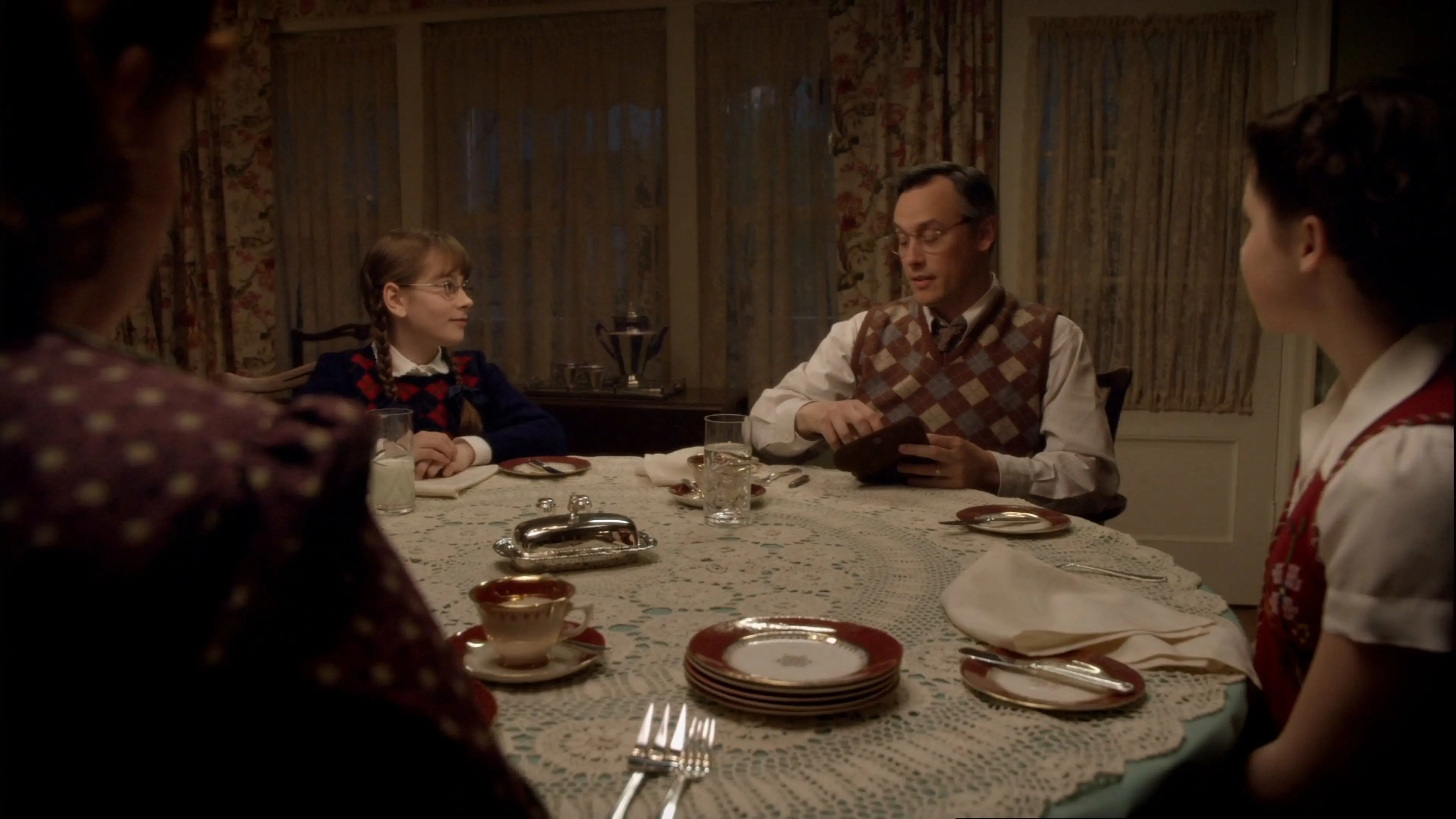 Molly: An American Girl on the Home Front backdrop