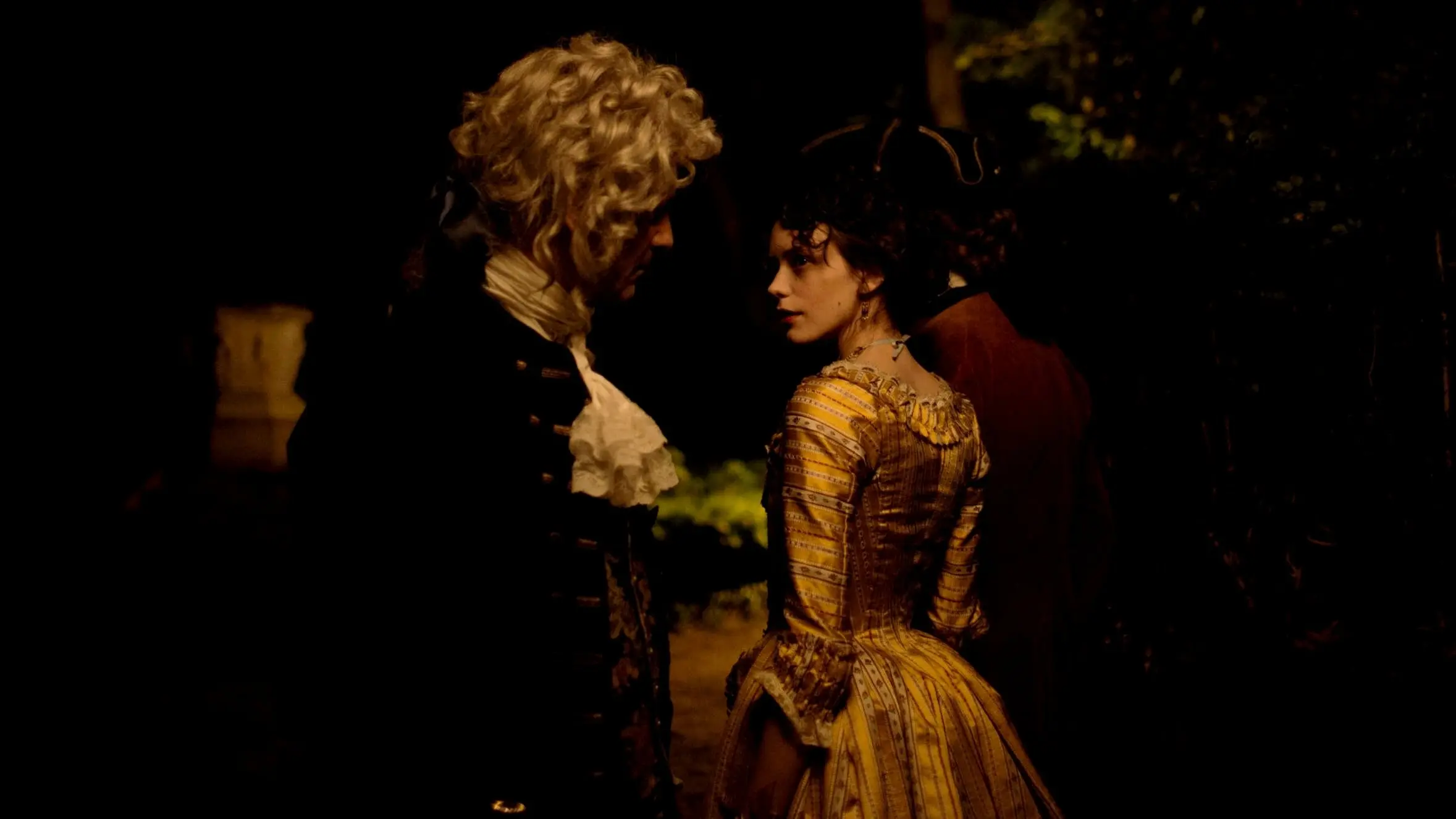 Casanova, Last Love backdrop