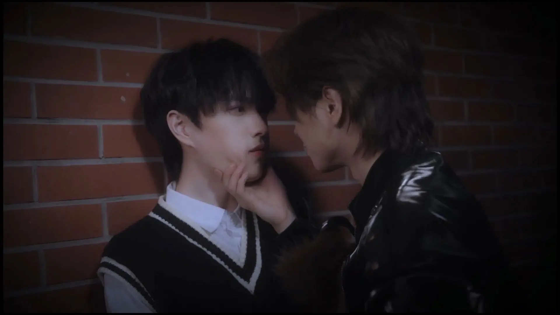 Sculpted Light backdrop