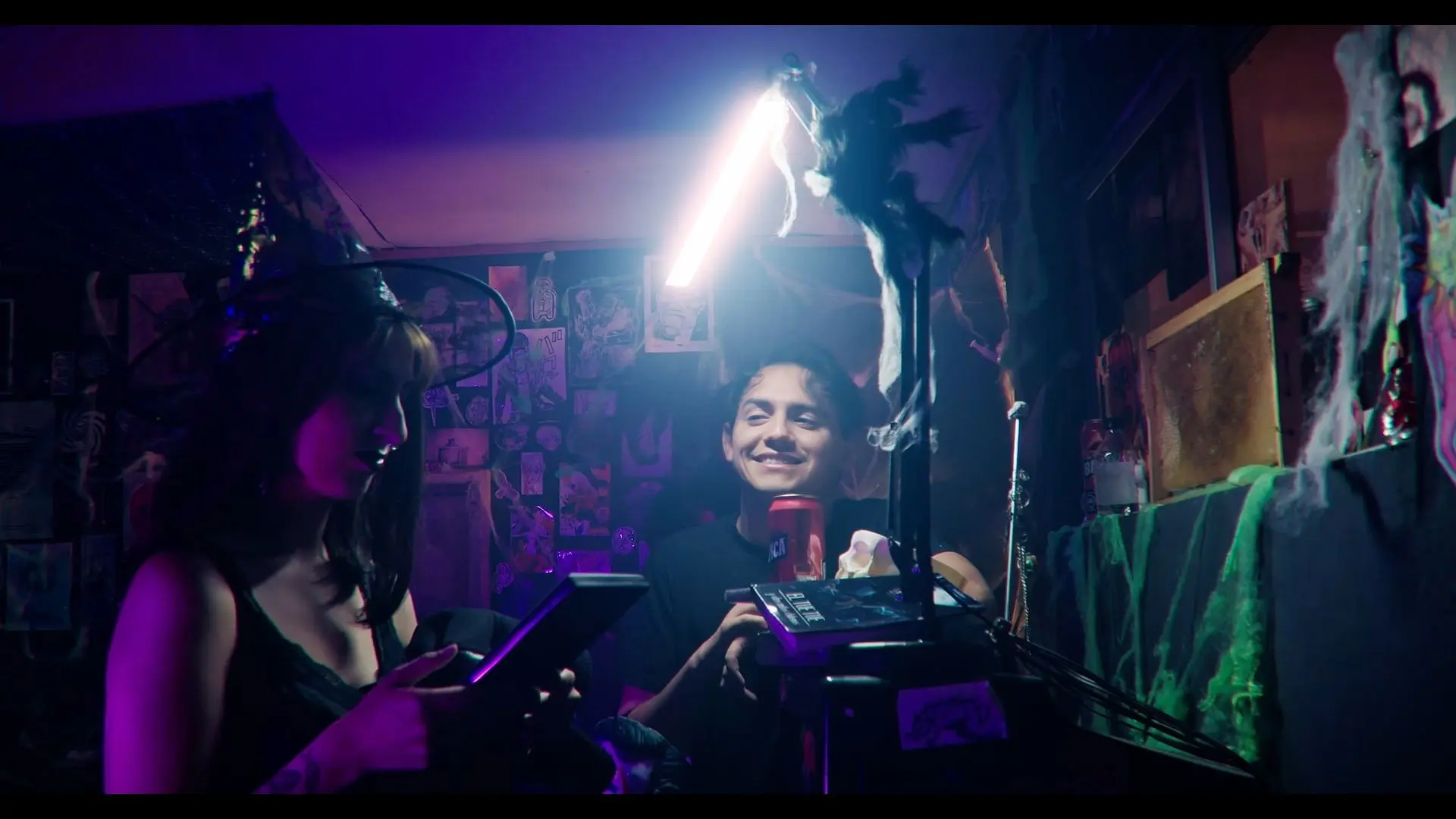 Ireneo de Valpo backdrop