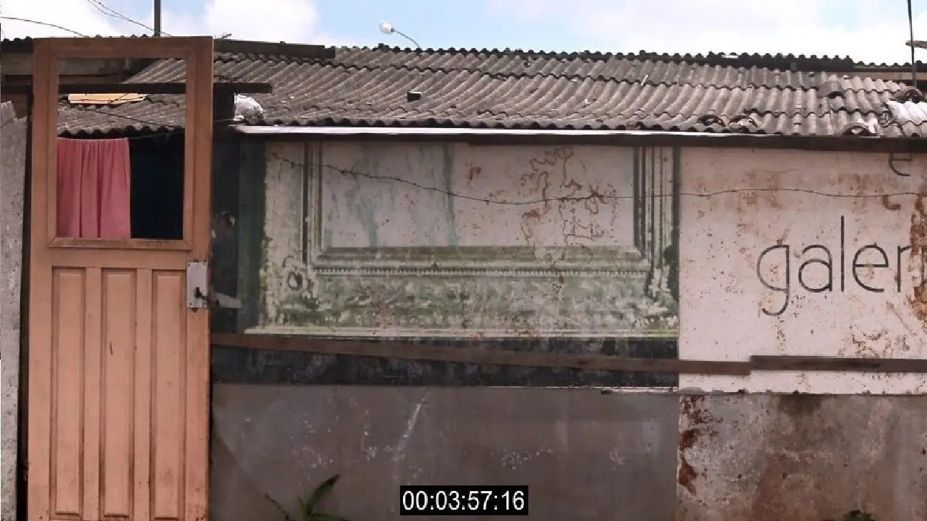 Casa com Parede backdrop