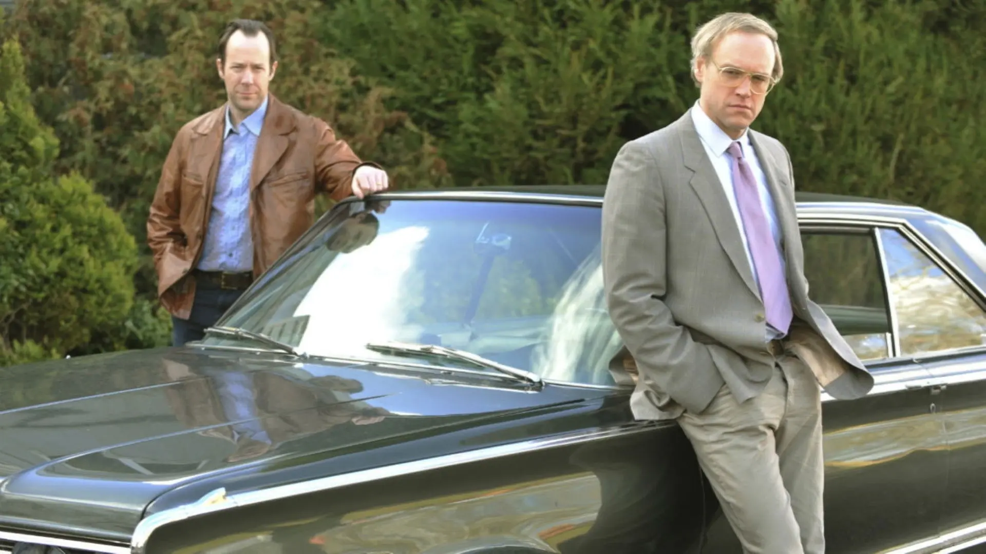 Serial Thriller backdrop