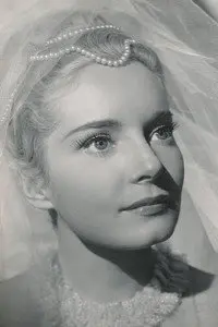 Suzanne Cloutier