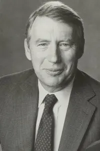Robert MacNeil