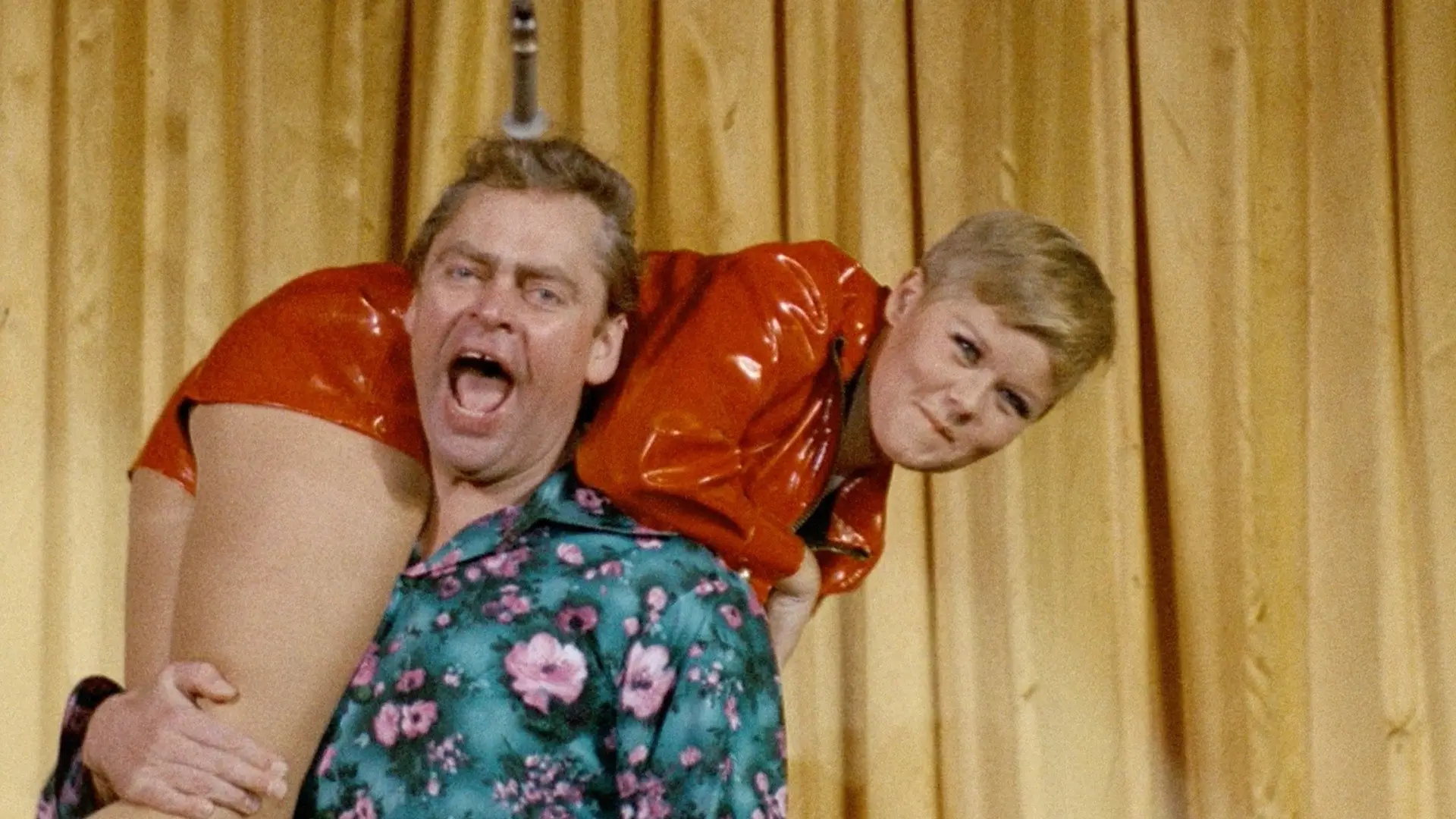 Cirkusrevyen 67 backdrop