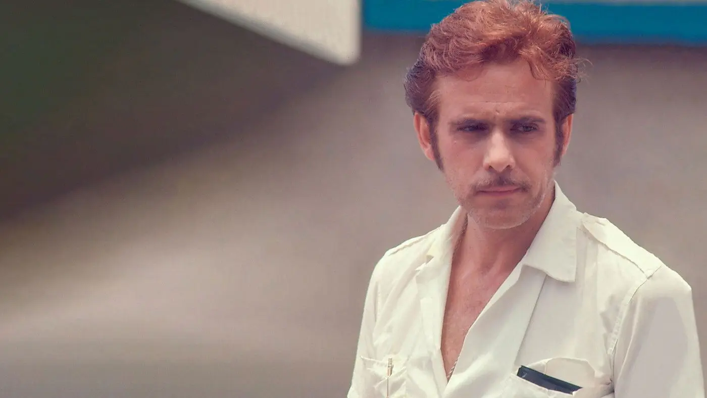 Pecado Capital backdrop