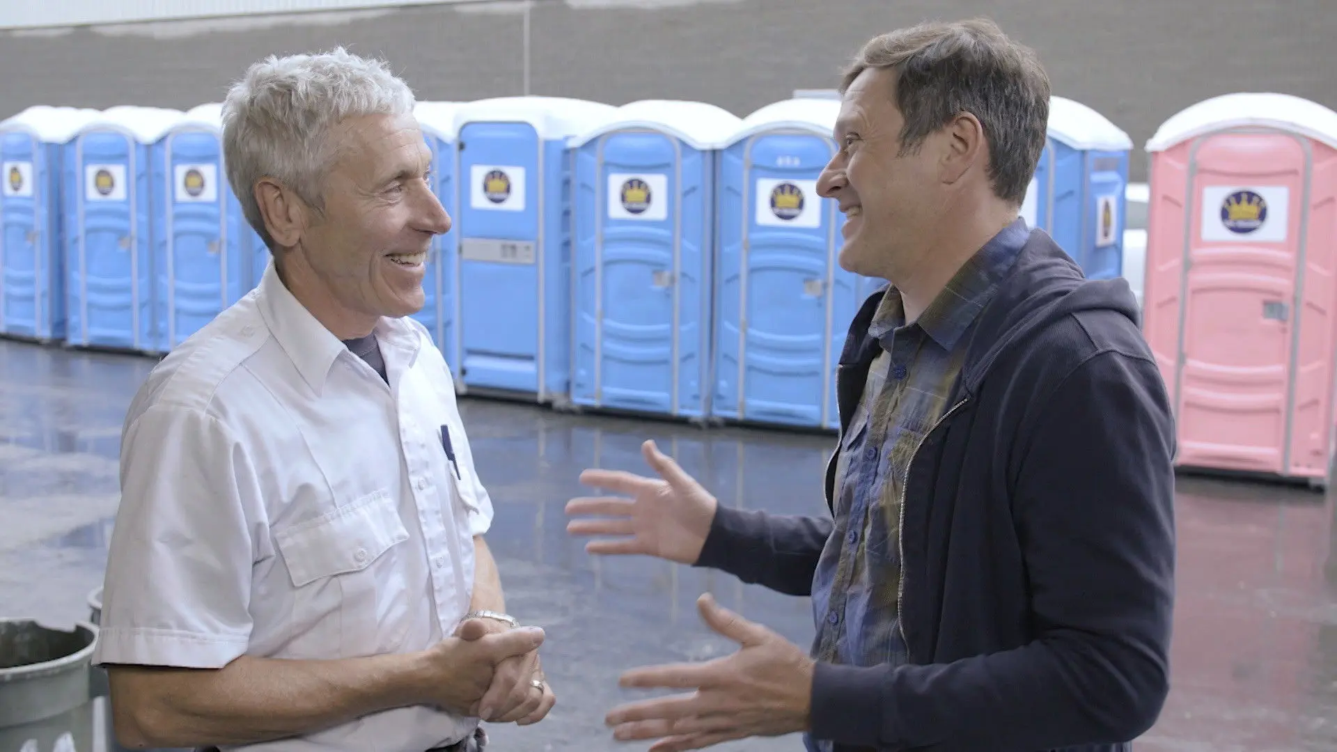 Le Roy des toilettes backdrop