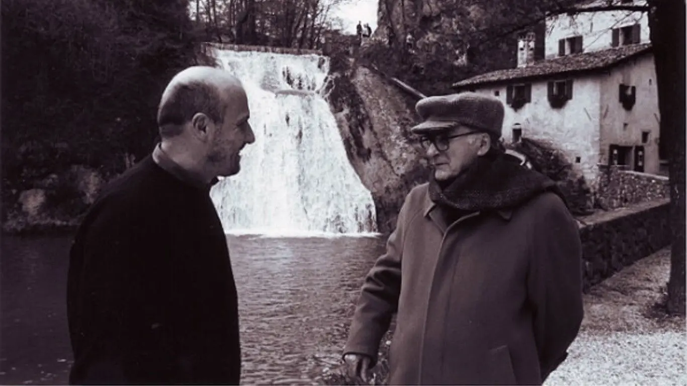 Ritratti: Andrea Zanzotto backdrop