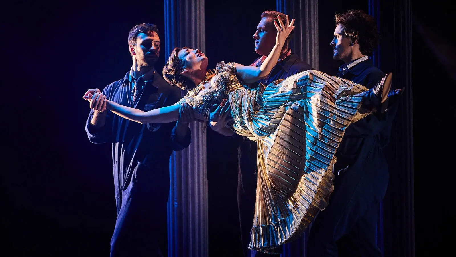 Le convenienze ed inconvenienze teatrali - Wexford Festival Opera backdrop